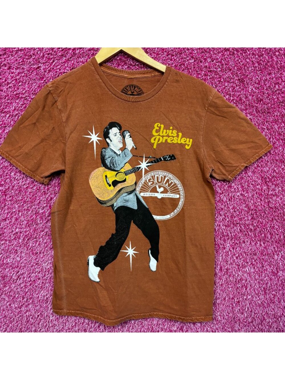 Elvis Presley The King of Rock n Roll Sun Record Company Rock Tee S
